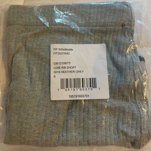 NWT IN BAG!! FREE PEOPLE grey Luxe Short - Size S